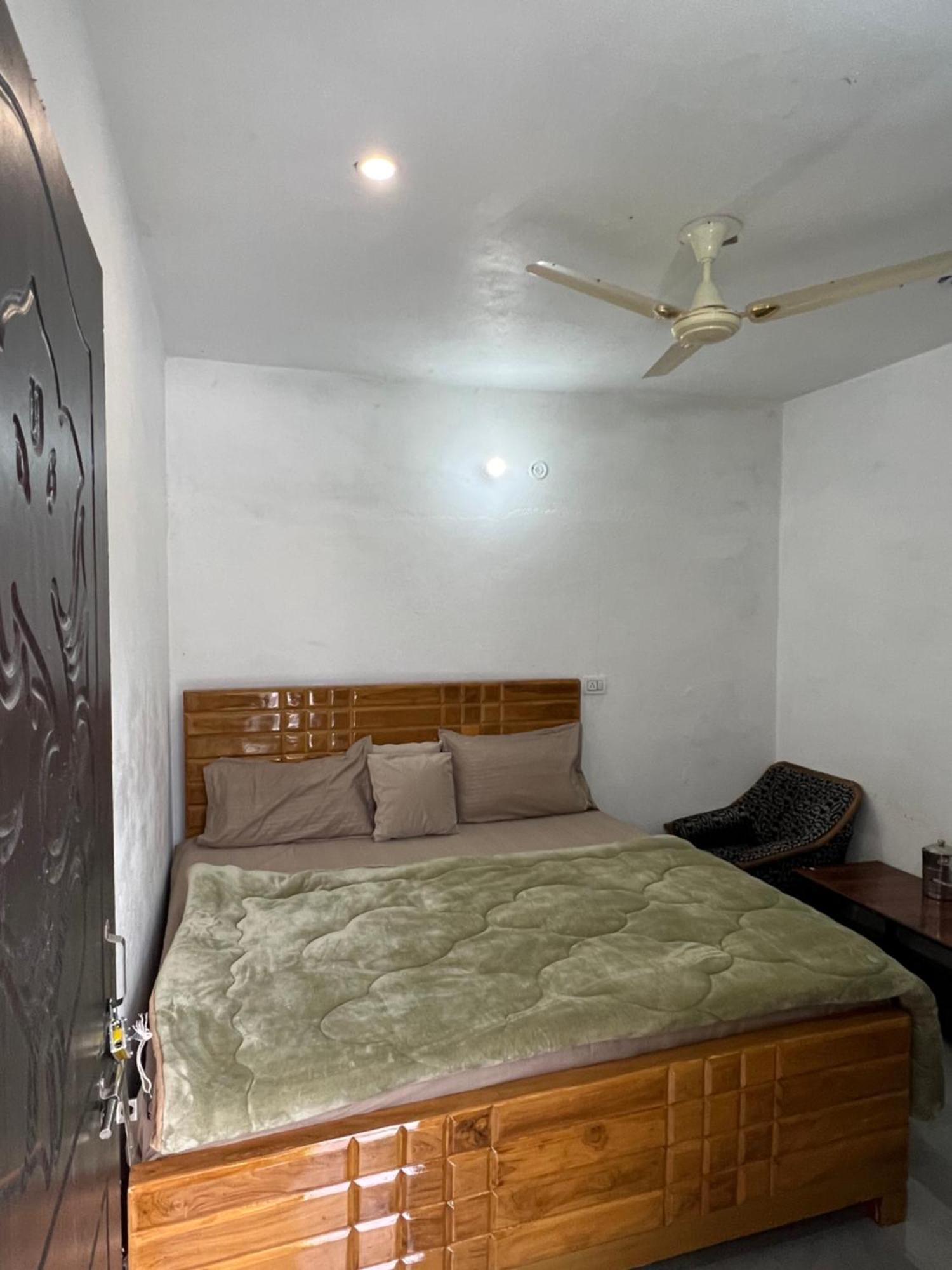 Mayur Homestay Ukhimath Exterior foto